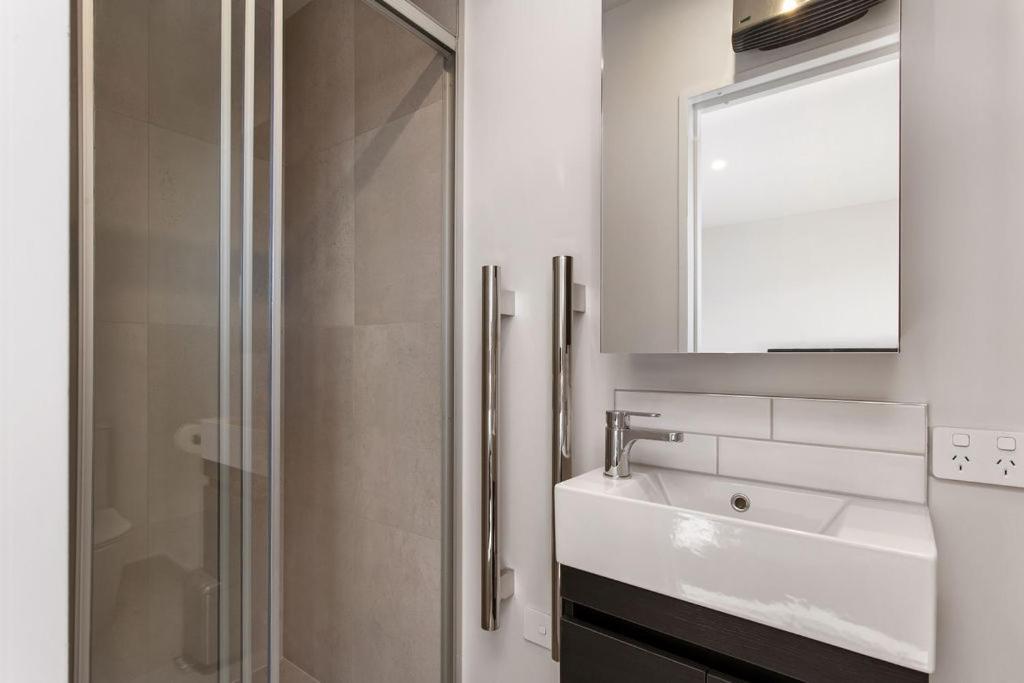 Appartement Stylish Brand New Sunny 3Bdrm 3Bth Garage Sleeps 6 à Christchurch Extérieur photo